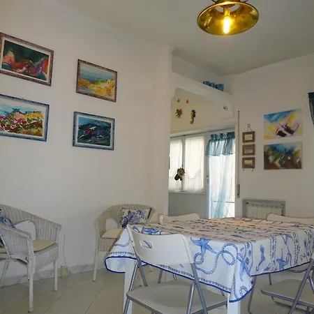 Lejlighed Girasolereale Ostia Beach *
