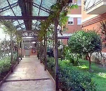 Girasolereale Ostia Beach Rom